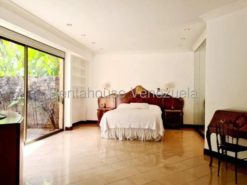 Apartamento (Planta Baja) en Venta en Altamira, Distrito Metropolitano - 12