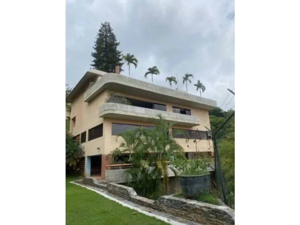 Vendo casa 993m2 Urb.Cerro Verde 2521
