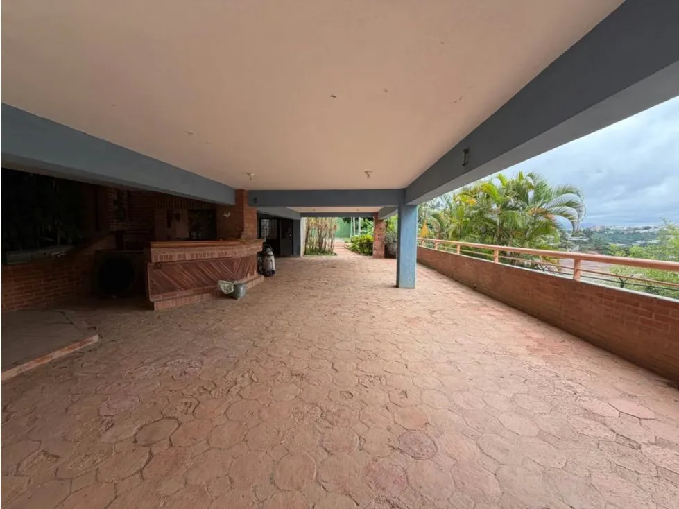 Vendo casa 993m2 Urb.Cerro Verde 2521 - 16