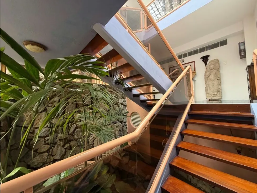 Vendo casa 993m2 Urb.Cerro Verde 2521 - 22