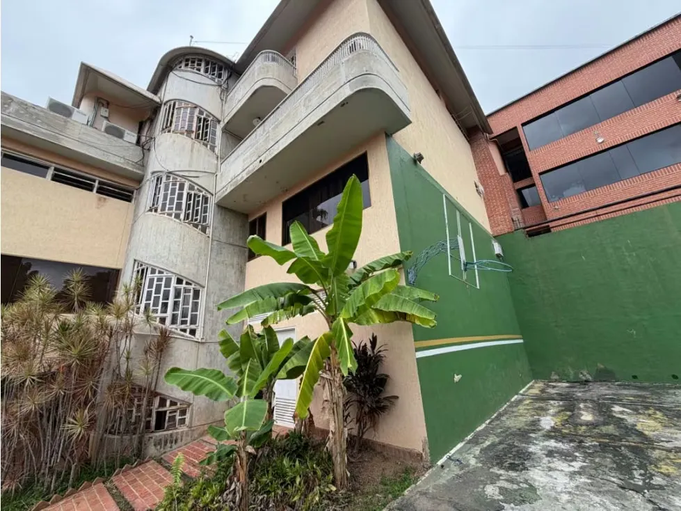 Vendo casa 993m2 Urb.Cerro Verde 2521 - 4