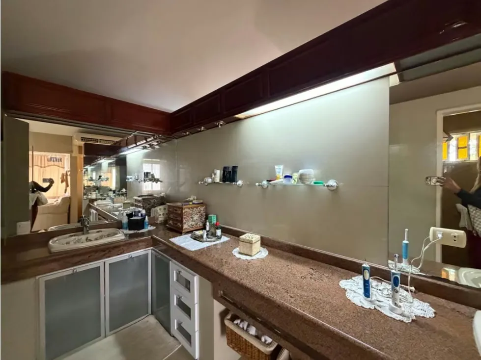 Vendo casa 993m2 Urb.Cerro Verde 2521 - 32