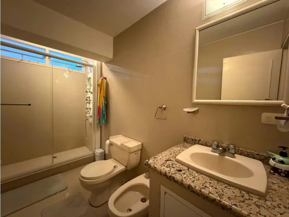 Vendo casa 993m2 Urb.Cerro Verde 2521 - 49