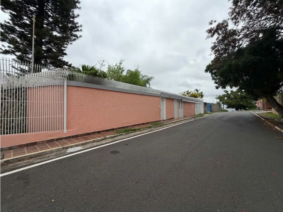 Vendo casa 993m2 Urb.Cerro Verde 2521 - 62