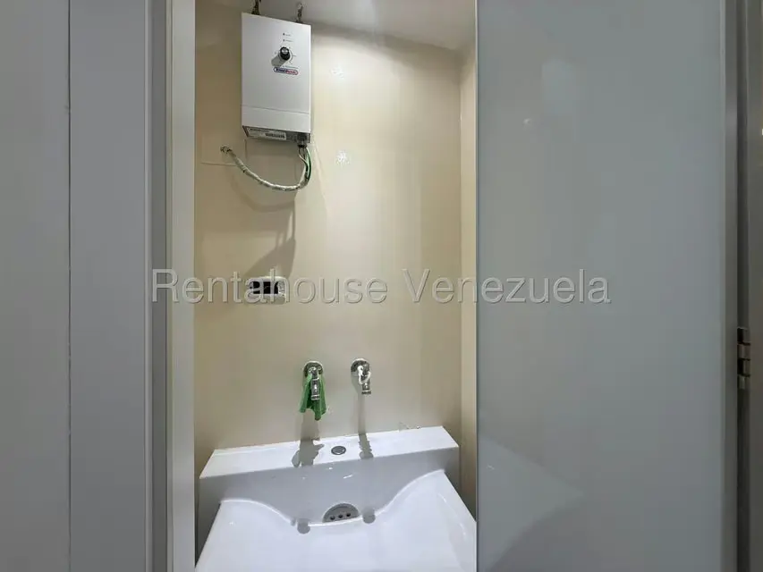 Apartamento (1 Nivel) en Venta en La Castellana, Distrito Metropolitano - 17