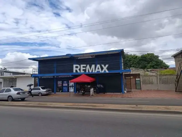 Local comercial en alquiler para peluqueria en la Avenida 5 de San Francisco