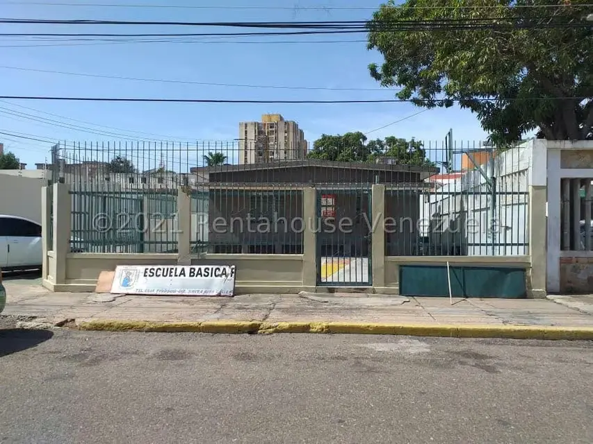 Edificio en Venta en Santa Rita, Zulia - 2
