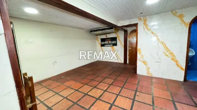 Se vende Licoreria y Local, ubicado en los guaritos - 4