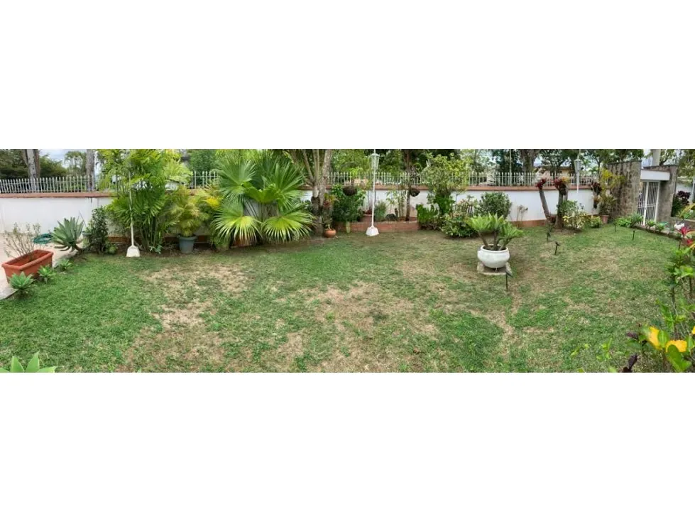 Vendo casa 600m2 Lomas de La Lagunita 0788 - 12