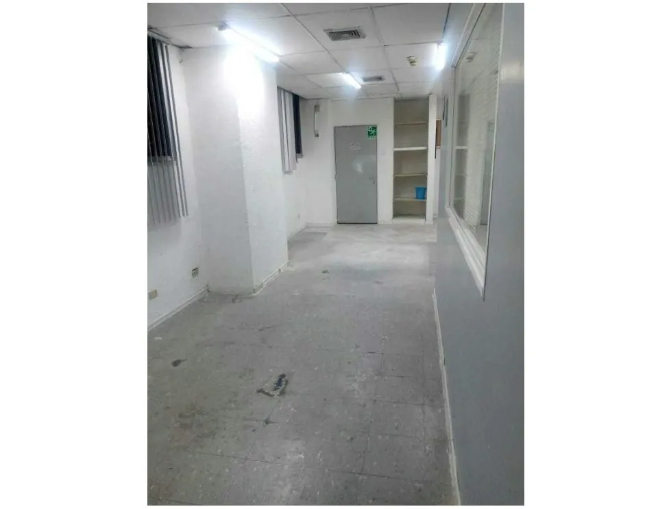 Alquilo oficina 56m2 Centro de Caracas 5065 - 7