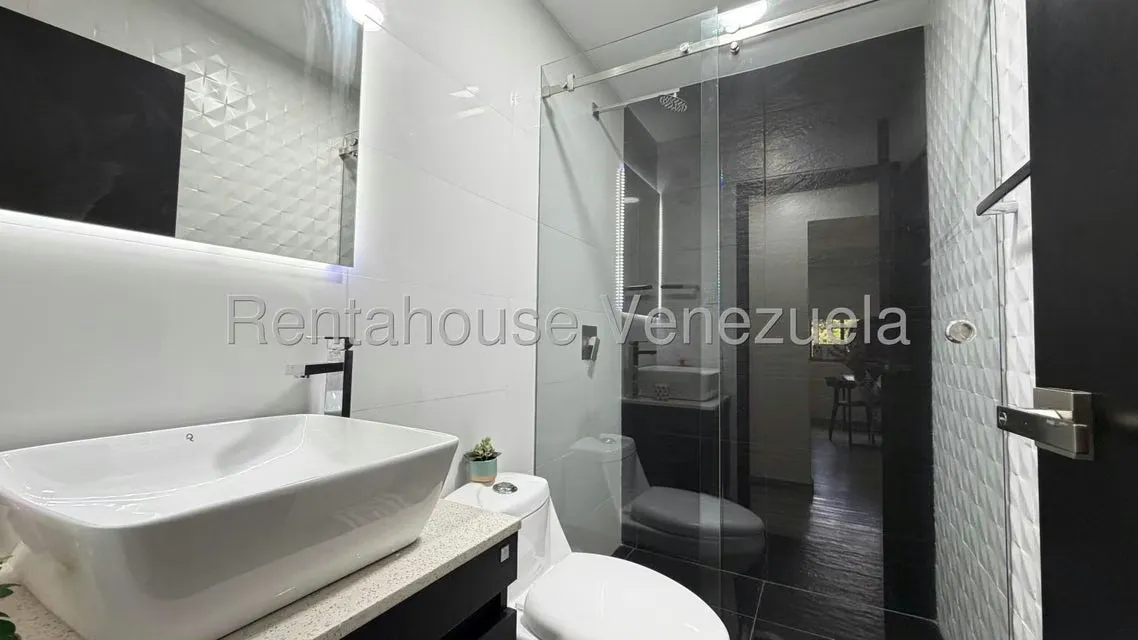 Apartamento (1 Nivel) en Venta en Los Naranjos del Cafetal, Distrito Metropolitano - 25