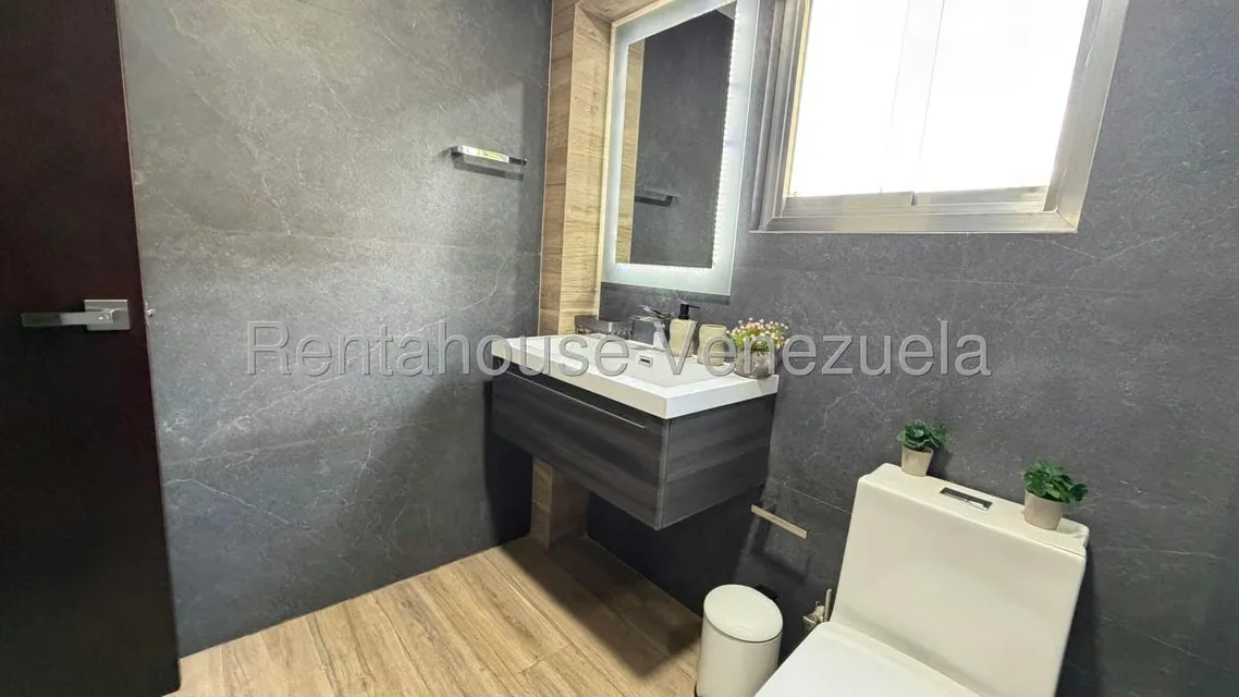Apartamento (1 Nivel) en Venta en Los Naranjos del Cafetal, Distrito Metropolitano - 40