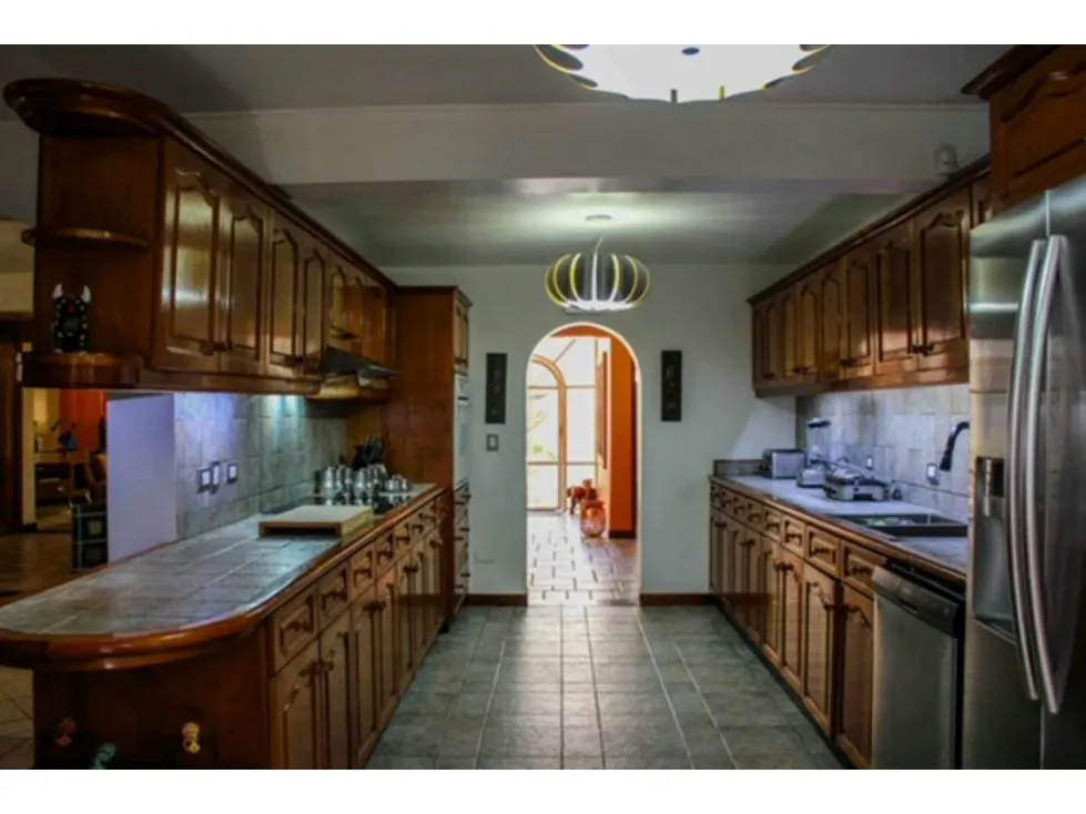 Se Vende Casa 720m² C-4H-3.5B+HS+BS+2M+3P+Trza-Prados Del Este 4438 - 23