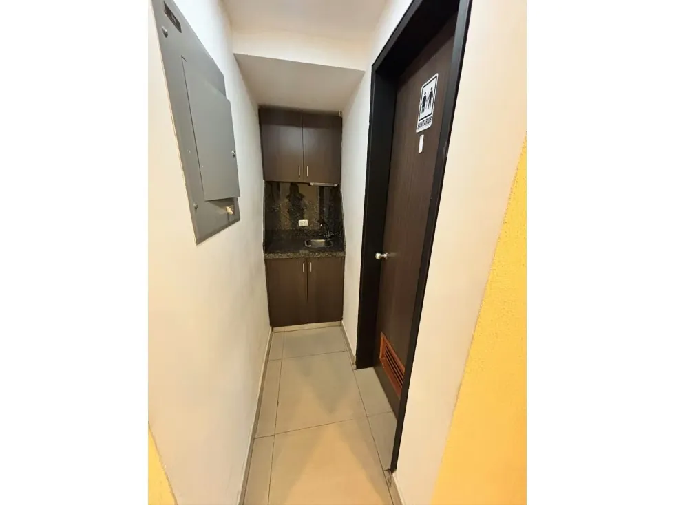 Oficina en Alquiler, PH Torre Empresarial C.C. Paseo El Hatillo - 16