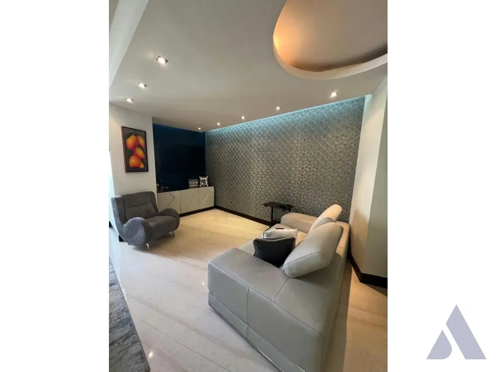 Vendo apartamento 208m2 Colinas de Valle Arriba 8620 - 4