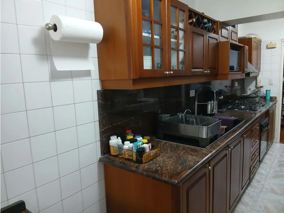 Apartamento en venta 98m², BELLO MONTE CON AV CASANOVA - 3