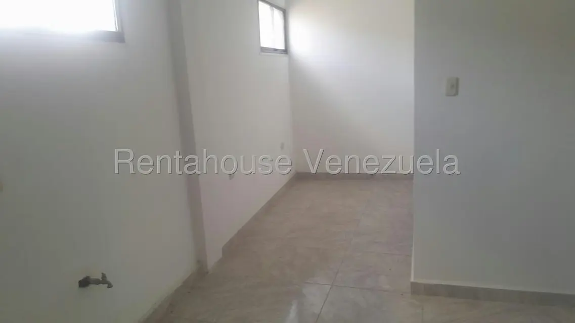 Comercial (Local Comercial) en Alquiler en Centro, Lara - 16