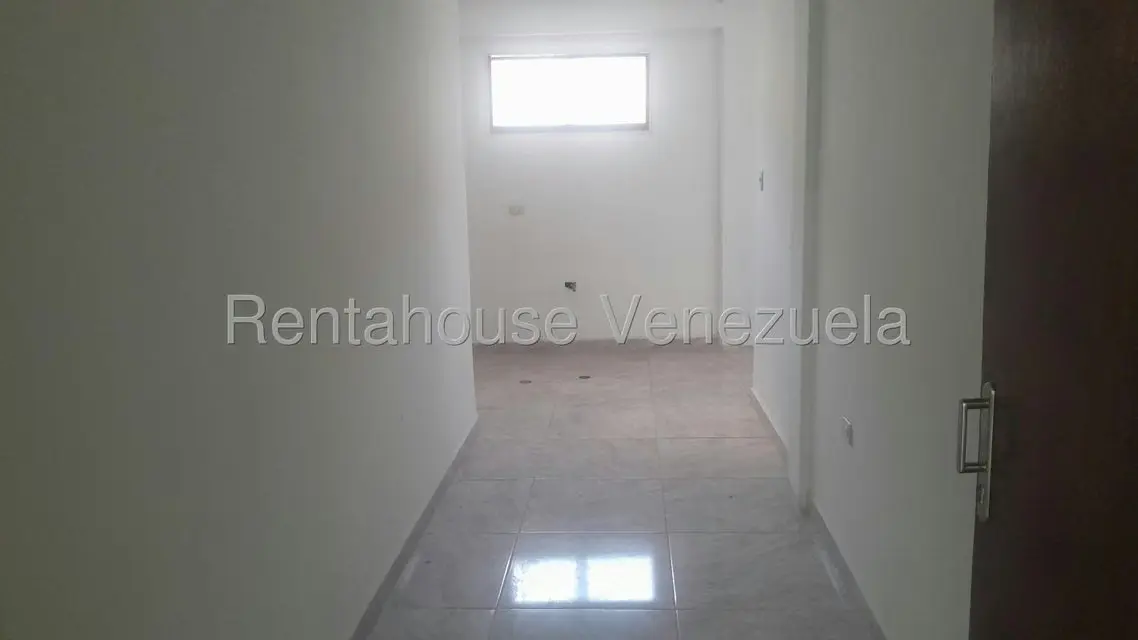 Comercial (Local Comercial) en Alquiler en Centro, Lara - 18