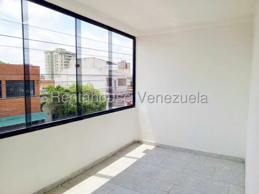 Comercial (Local Comercial) en Alquiler en Centro, Lara - 4