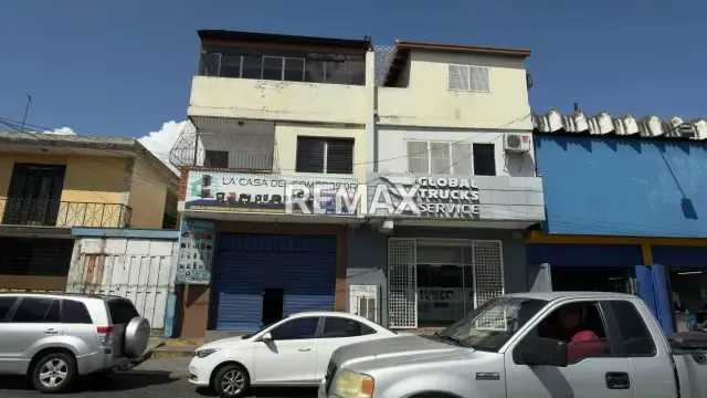 ALQUILER EDIFICIO CON LOCAL COMERCIAL A PIE DE CALLE - 19
