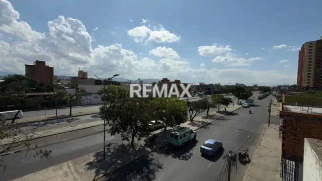 ALQUILER EDIFICIO CON LOCAL COMERCIAL A PIE DE CALLE - 3