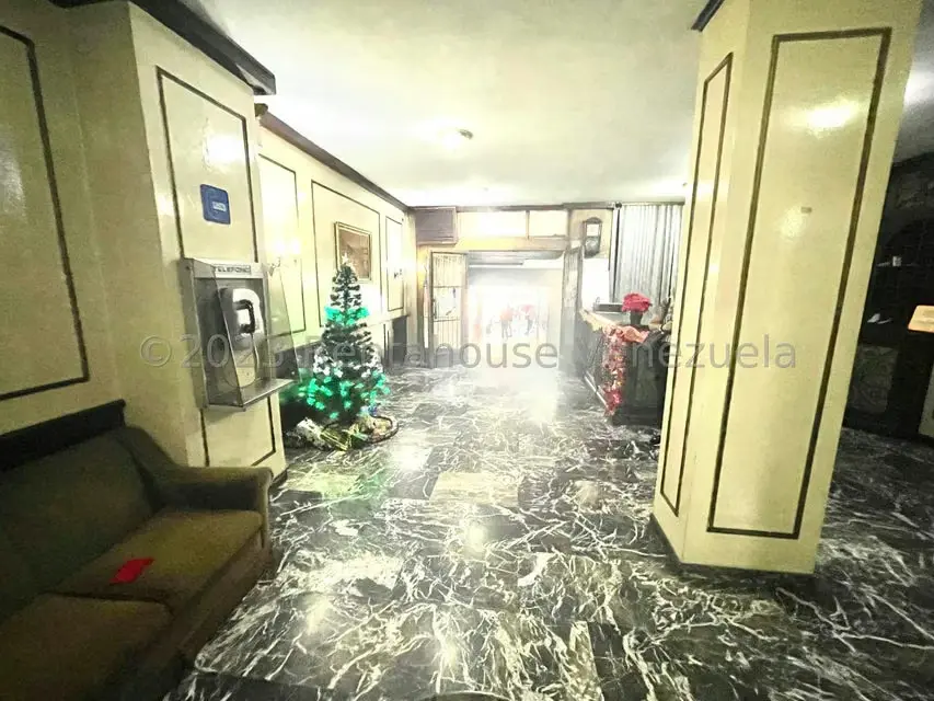 Comercial (Edificio) en Venta en Parroquia La Candelaria, Distrito Metropolitano - 11
