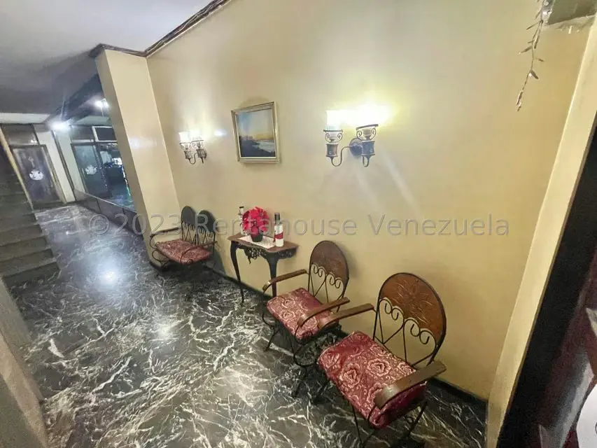 Comercial (Edificio) en Venta en Parroquia La Candelaria, Distrito Metropolitano - 21