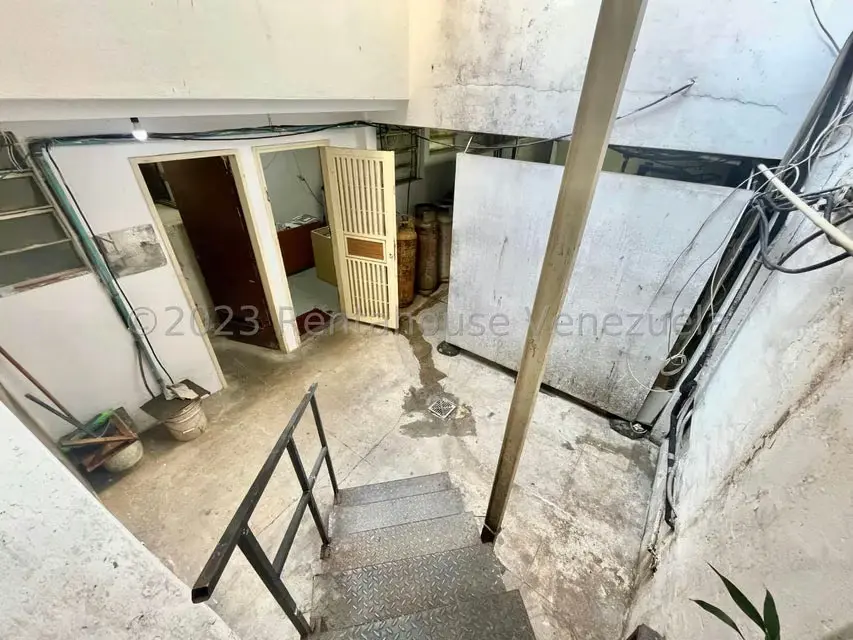 Comercial (Edificio) en Venta en Parroquia La Candelaria, Distrito Metropolitano - 27