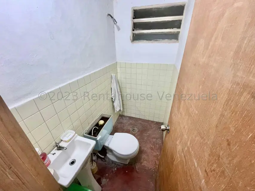 Comercial (Edificio) en Venta en Parroquia La Candelaria, Distrito Metropolitano - 29