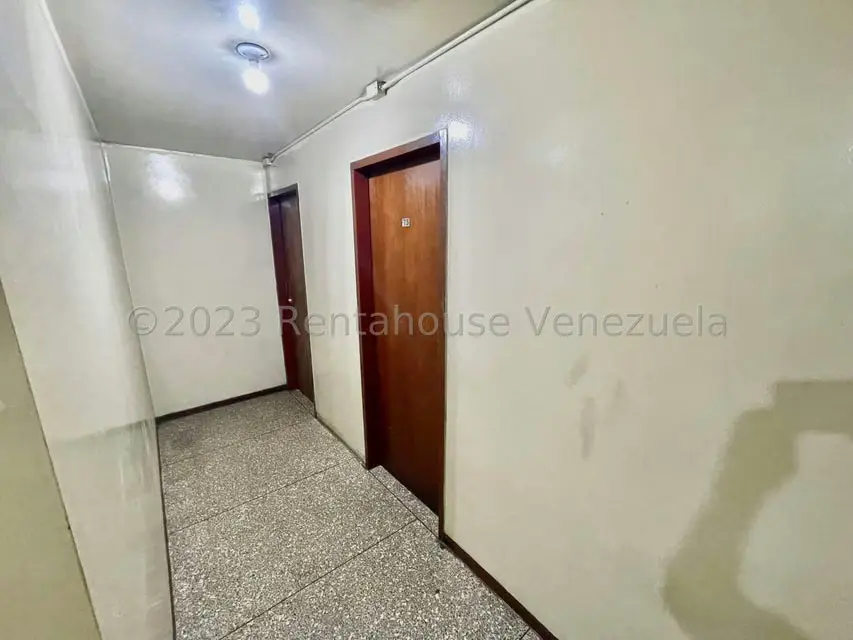 Comercial (Edificio) en Venta en Parroquia La Candelaria, Distrito Metropolitano - 40