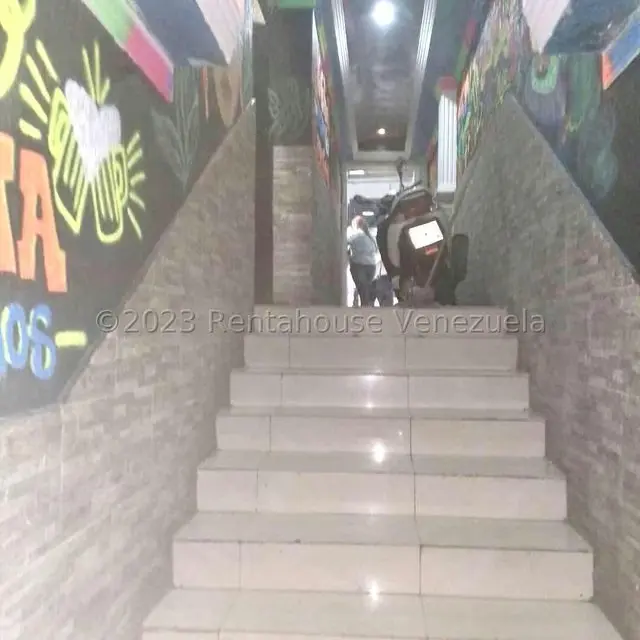 Comercial (Edificio) en Venta en Parroquia La Candelaria, Distrito Metropolitano - 50