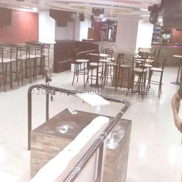 Comercial (Edificio) en Venta en Parroquia La Candelaria, Distrito Metropolitano - 56