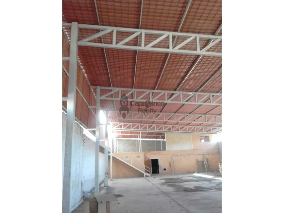 Se alquila Galpón en Naguanagua 1143m2 - 2