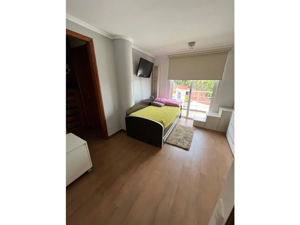 Se vende Casa 350m2 Lomas de la Lagunita 5978 - 14