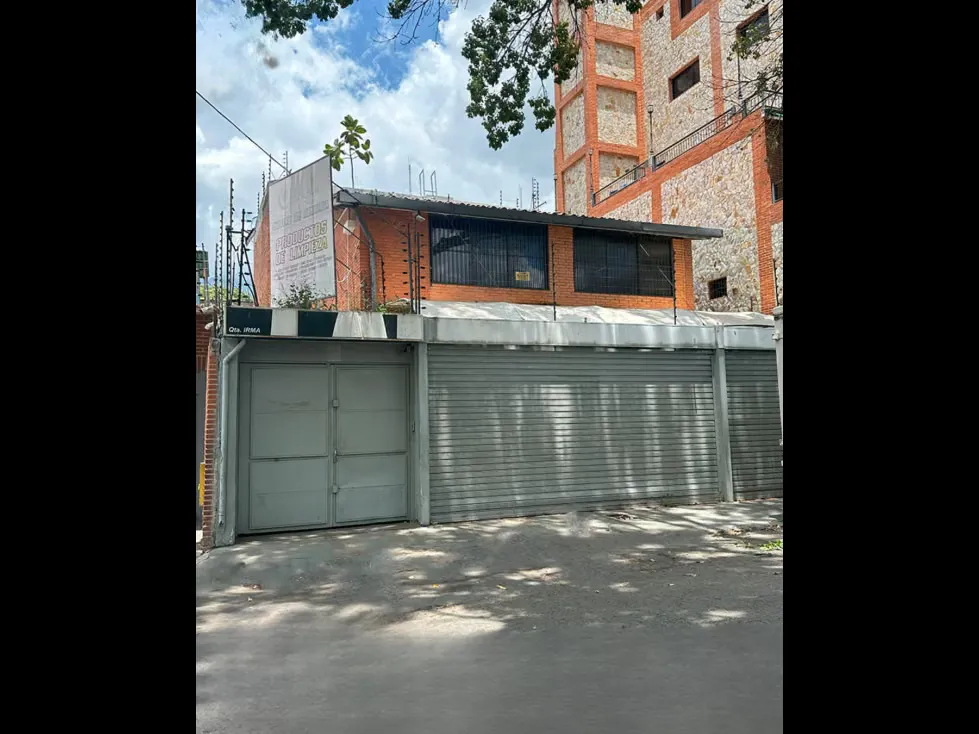Casa en venta 900m², Los Chaguaramos