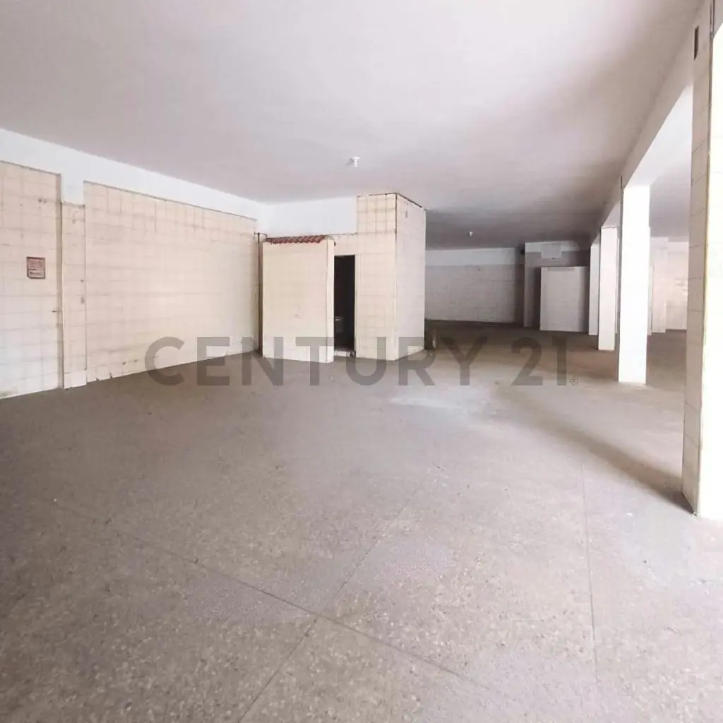 Local Comercial en venta - 4