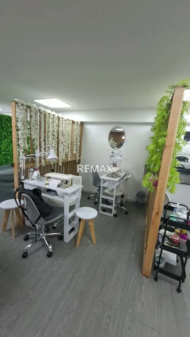 OFICINA COMERCIAL EN VENTA - 3