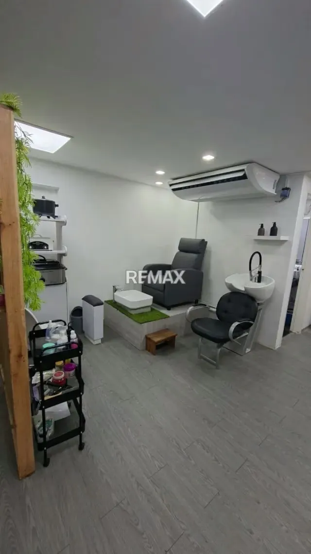 OFICINA COMERCIAL EN VENTA - 5