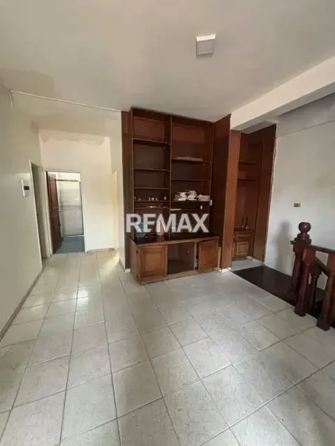 casa en alquiler para uso familiar o comercial ubicada en una excelente zona comercial avenida Venezuela con 13 y 14 - 5