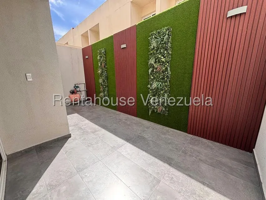 Casa (Duplex) en Venta en Villa Paris, Lara - 13