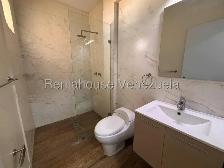 Casa (Duplex) en Venta en Villa Paris, Lara - 20