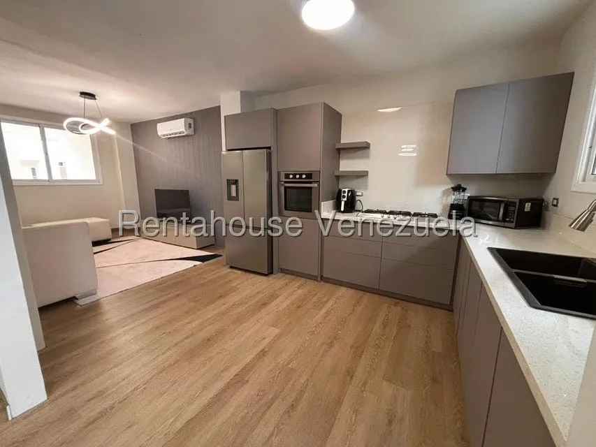 Casa (Duplex) en Venta en Villa Paris, Lara - 8