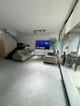 View 1