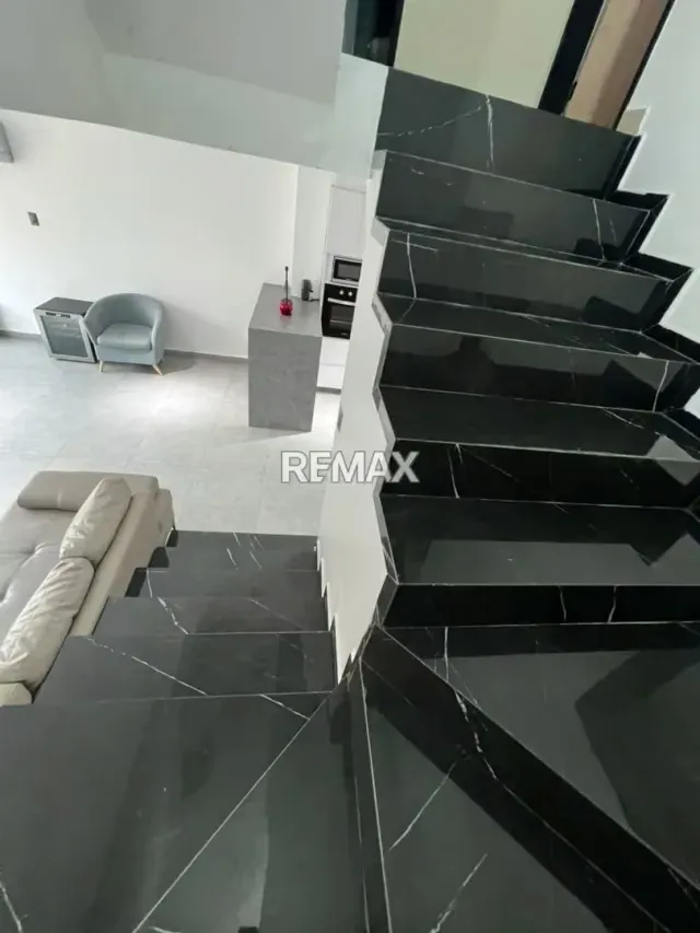 EN VENTA MODERNO TOWNHOUSE EN CONJUNTO LOS AZULEJOS TOTALMENTE REMODELADO Y EQUIPADO - 18