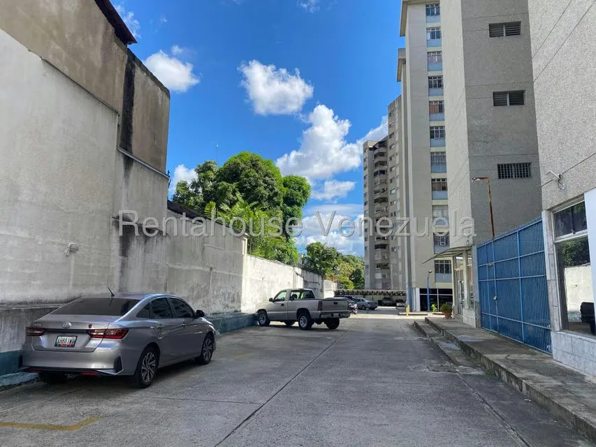Apartamento (1 Nivel) en Venta en Altamira Sur, Distrito Metropolitano - 26