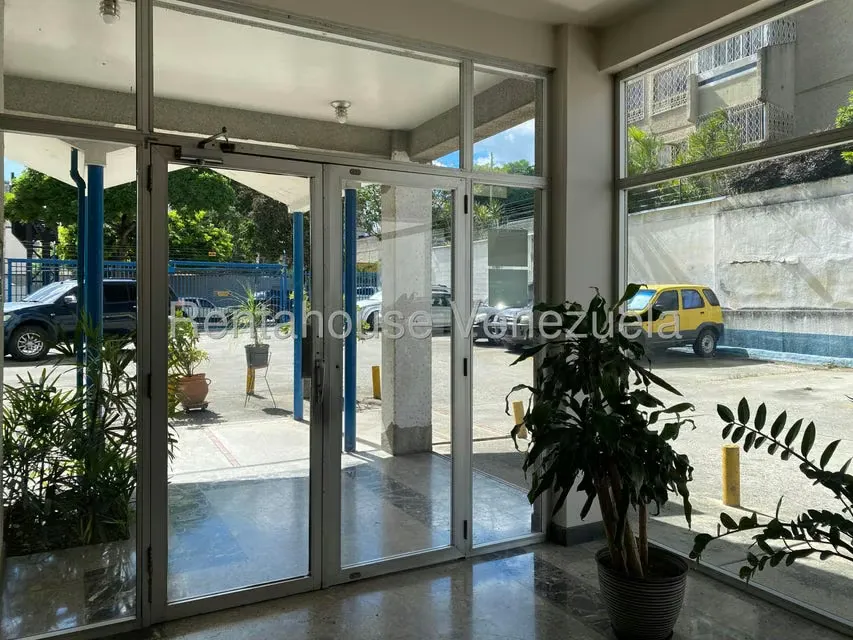 Apartamento (1 Nivel) en Venta en Altamira Sur, Distrito Metropolitano - 5