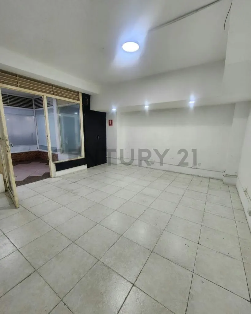 VENTA LOCAL COMERCIAL EN SAN ANTONIO DE LOS ALTOS - 4