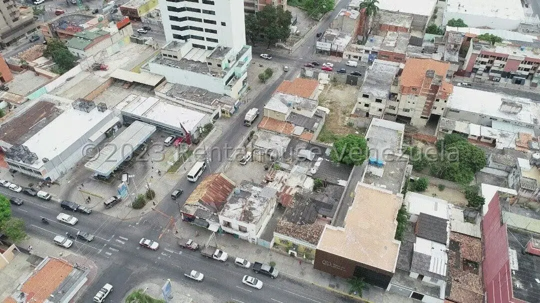 Local Comercial en Venta en Centro, Lara - 17