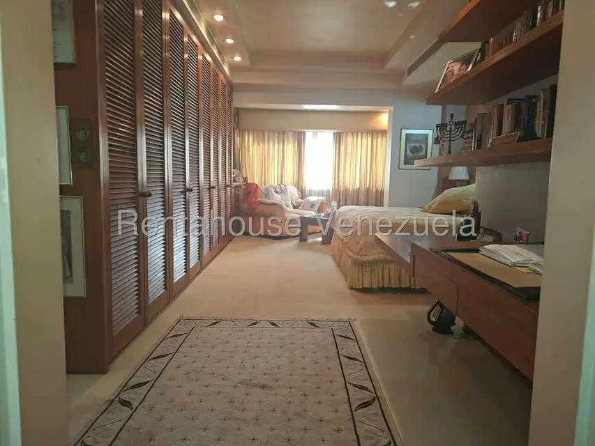Apartamento (1 Nivel) en Venta en Colinas de Bello Monte, Distrito Metropolitano - 41