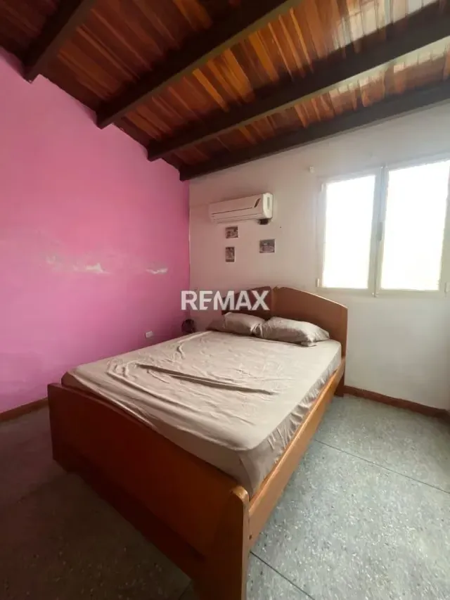 Casa en Alquiler Urbanizacion Santa Cecilia Sector Agua Viva-Cabudare - 6
